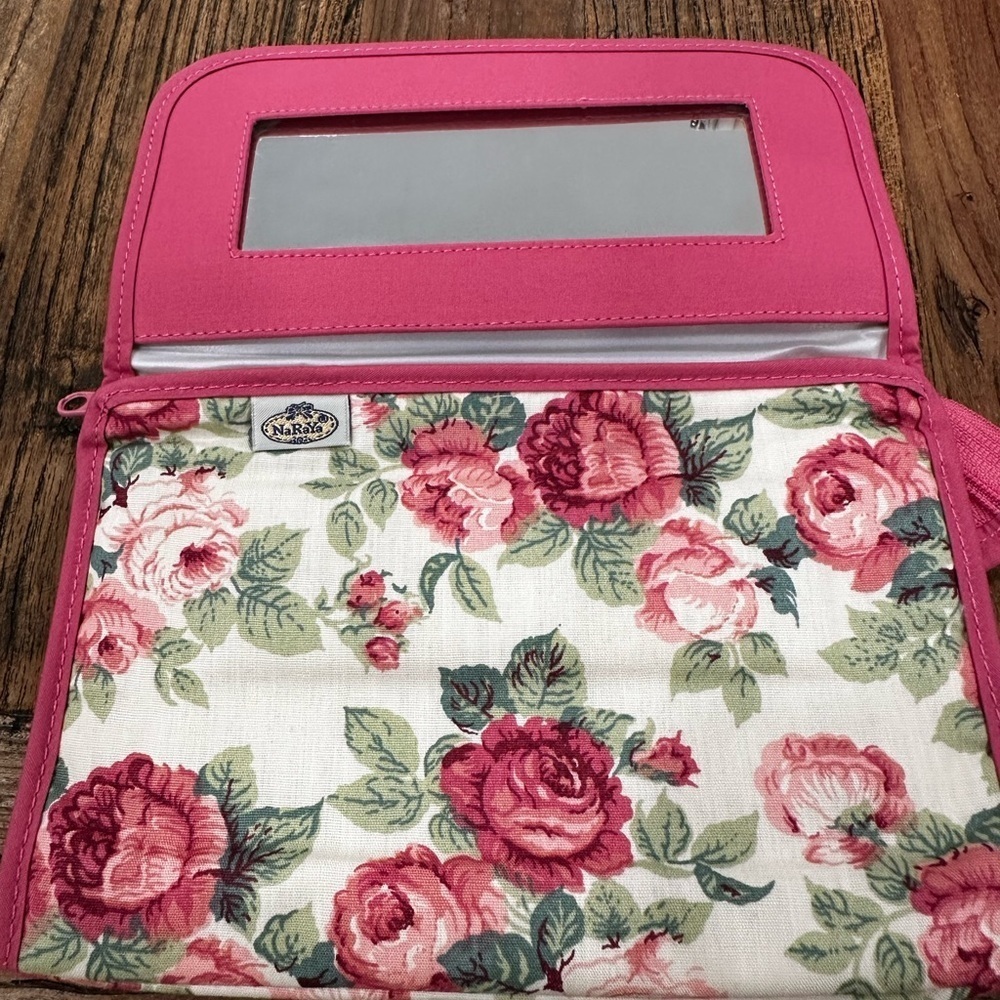 Floral makeup bag with Pink Trim - Picture 2 of 4